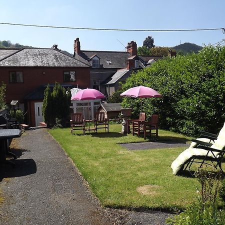 Hillcrest Guest House Llangollen Esterno foto