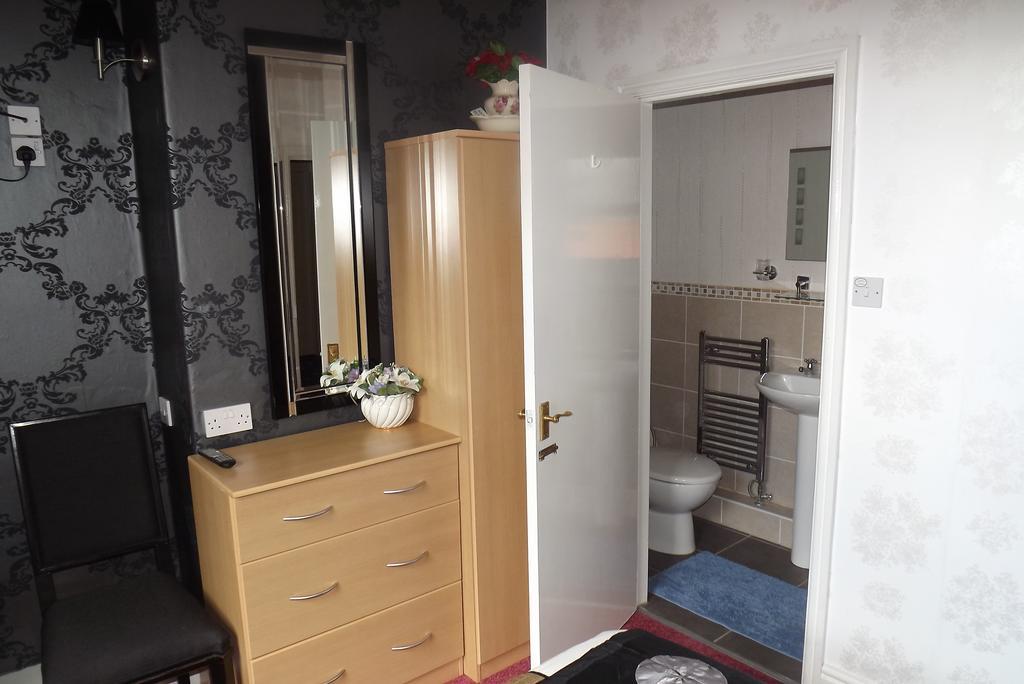 Hillcrest Guest House Llangollen Esterno foto